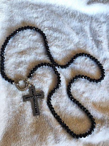 Schwarze kette aus steinen - schwarze, mit